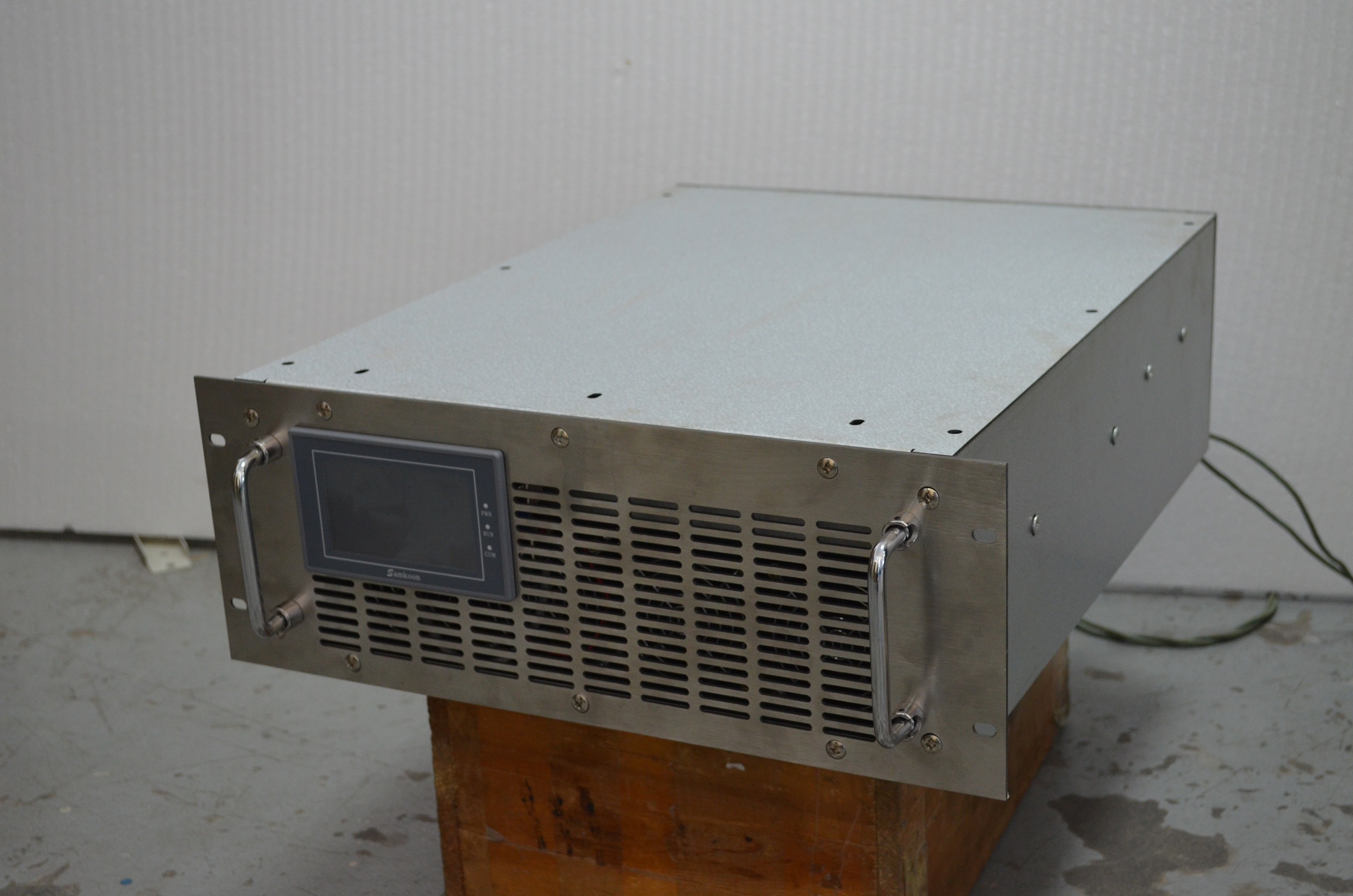 抽屉式DC-DC电源